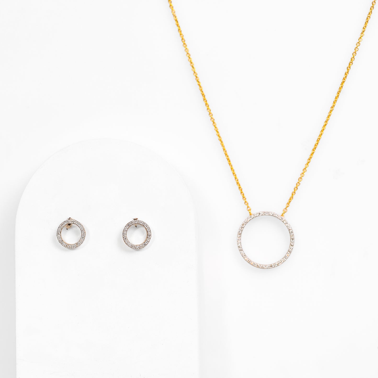 The Liaison Necklace