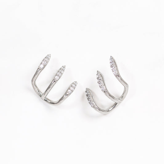 The Triple Arrow Cuss Earirng