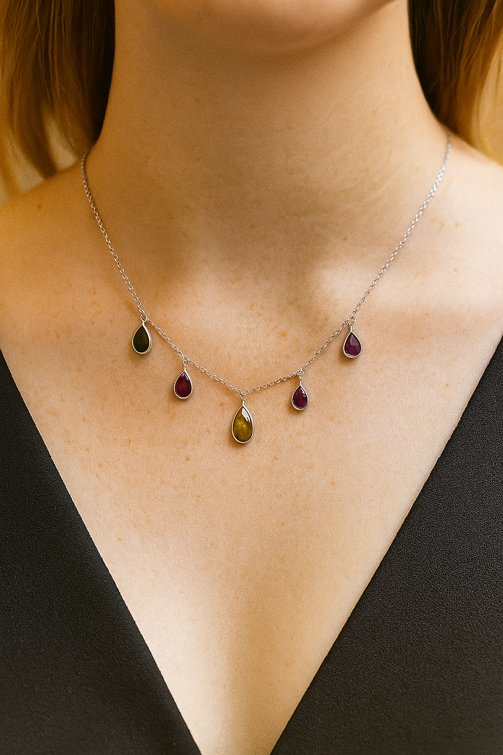 The forest droppings necklace