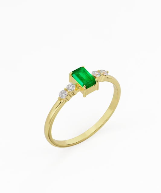 The Emerald-diamond ring