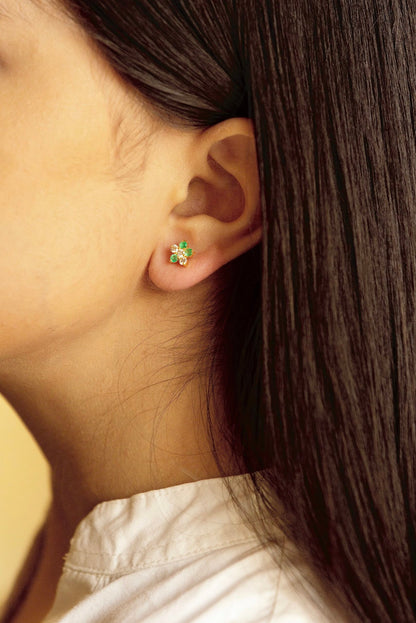 The flower Emerald-Diamond Earring